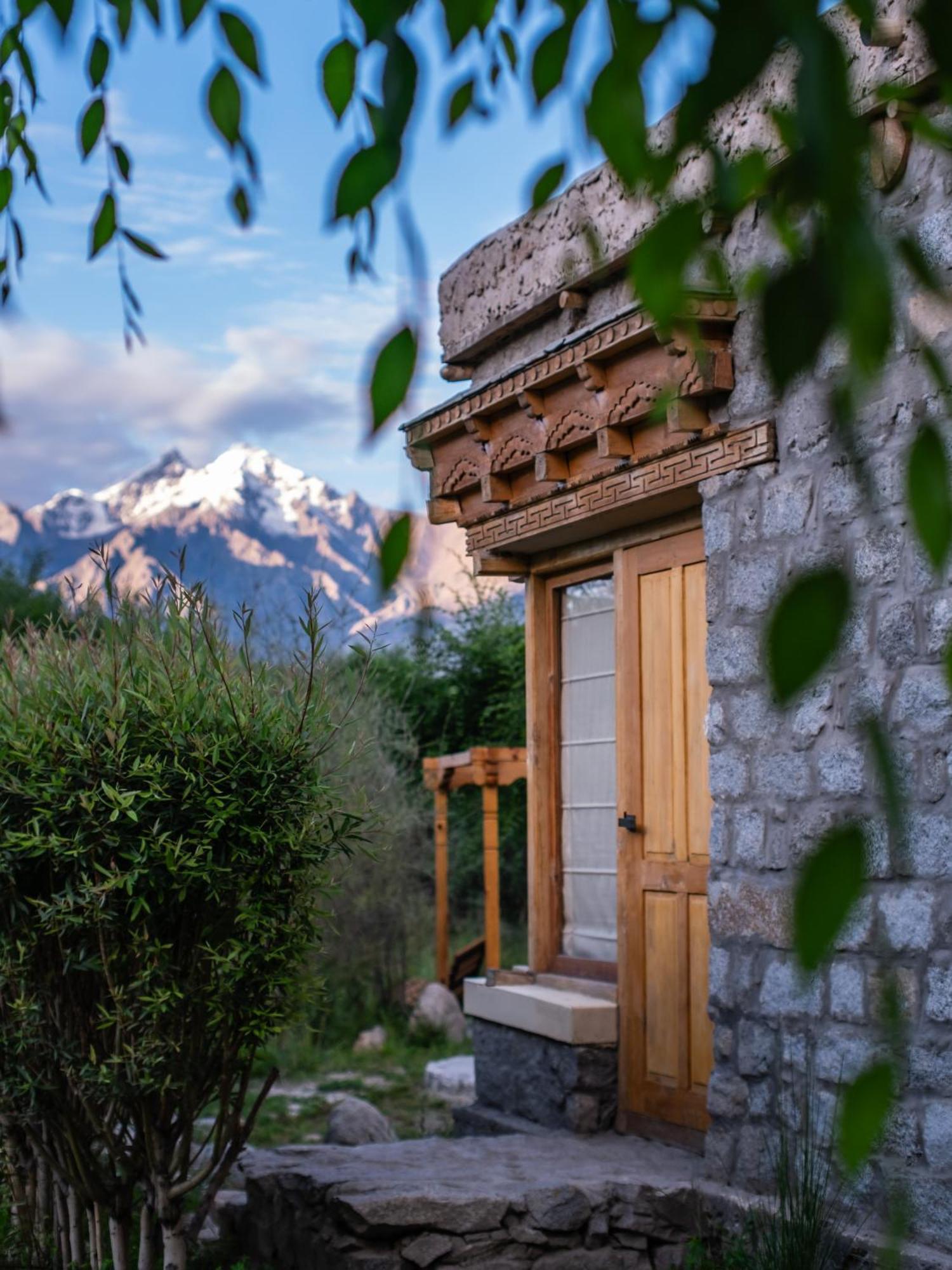 Hotel Lchang Nang Retreat-The House Of Trees-Nubra Valley Sumur Exterior foto