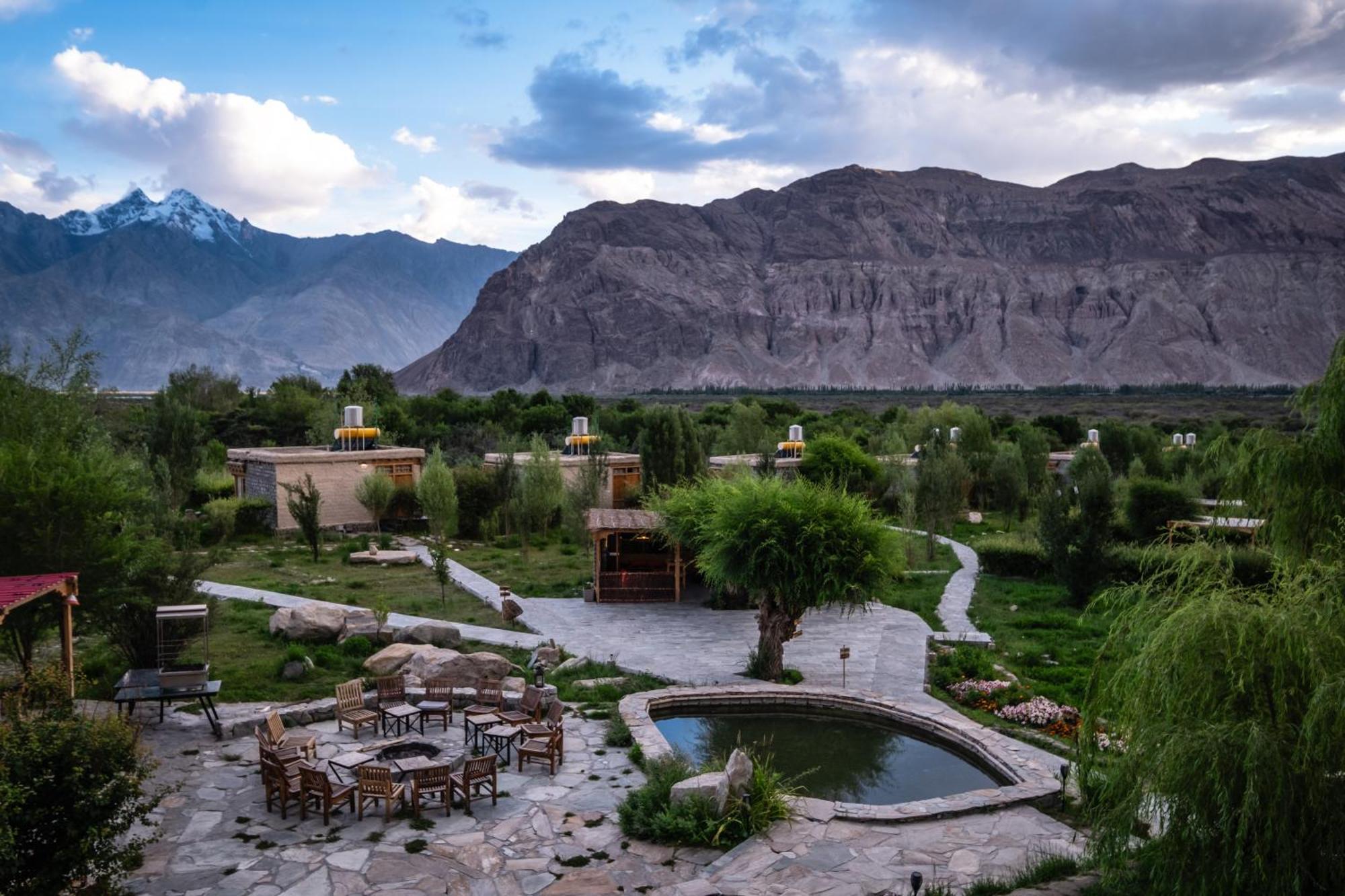 Hotel Lchang Nang Retreat-The House Of Trees-Nubra Valley Sumur Exterior foto